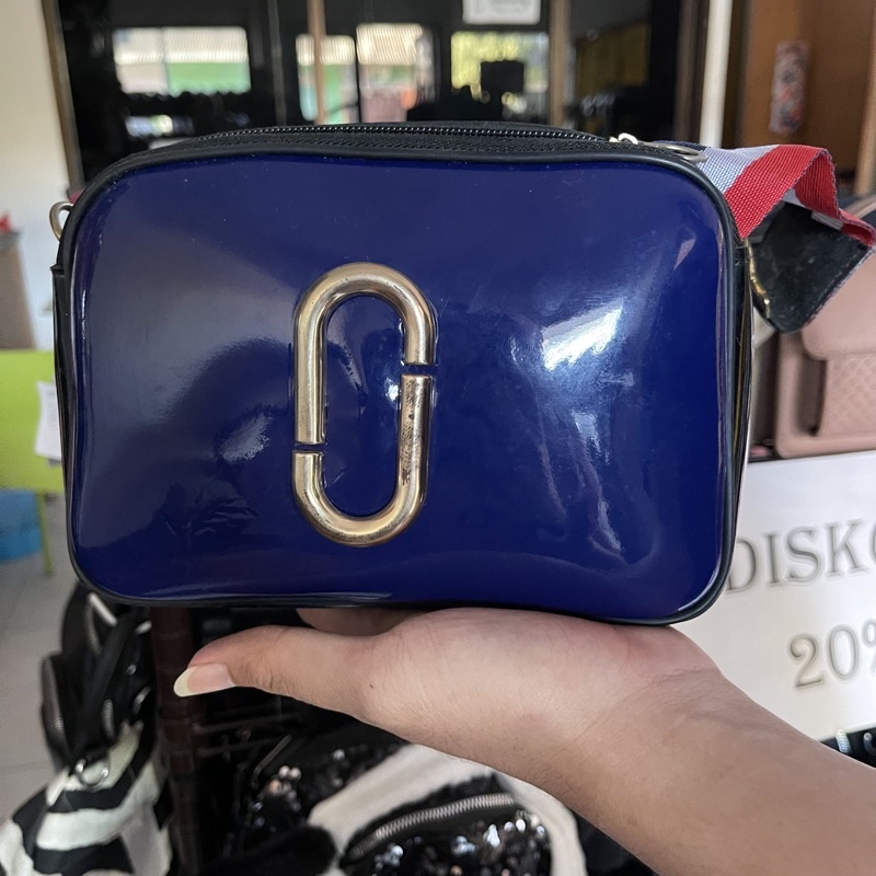 [DEFECT SALE] Tas Selempang Wanita Glossy Kulit Sintetis Import Tanggulangin Casual Jalan