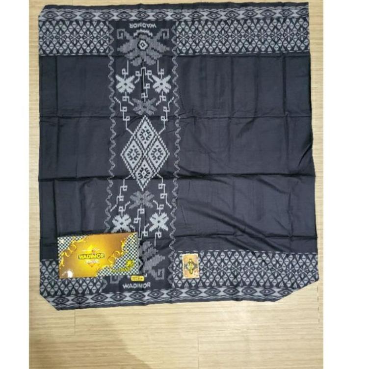 Sarung Wadimor Motif Bali Hitam Kain Sarung Pria Tenun Songket Batik Premium Dewasa Cowok