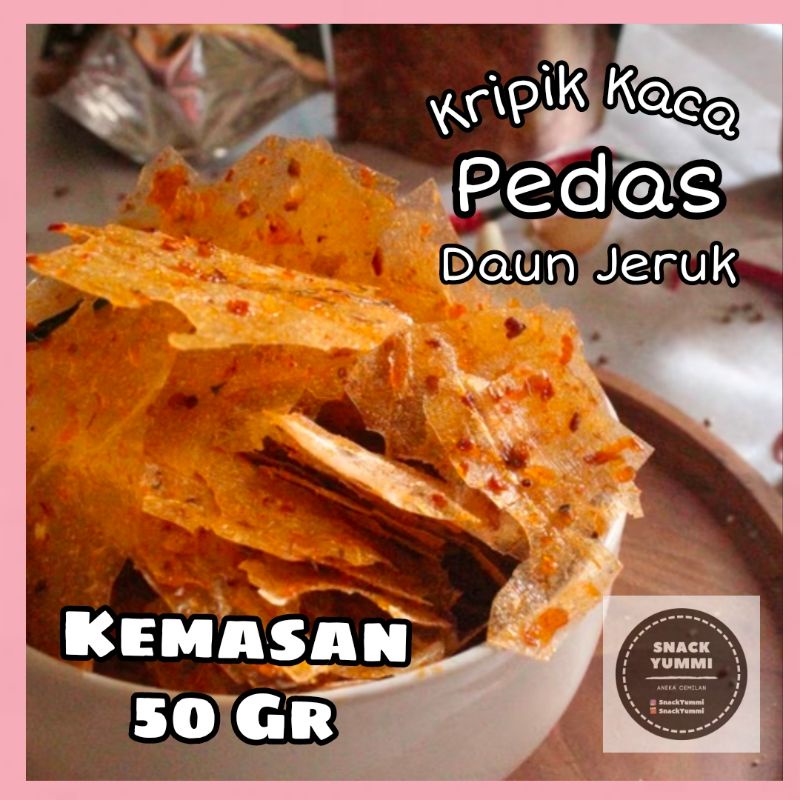 

Kripik kaca pedas/seblak kaca daun jeruk/Kripik Beling Kemasan 50Gr