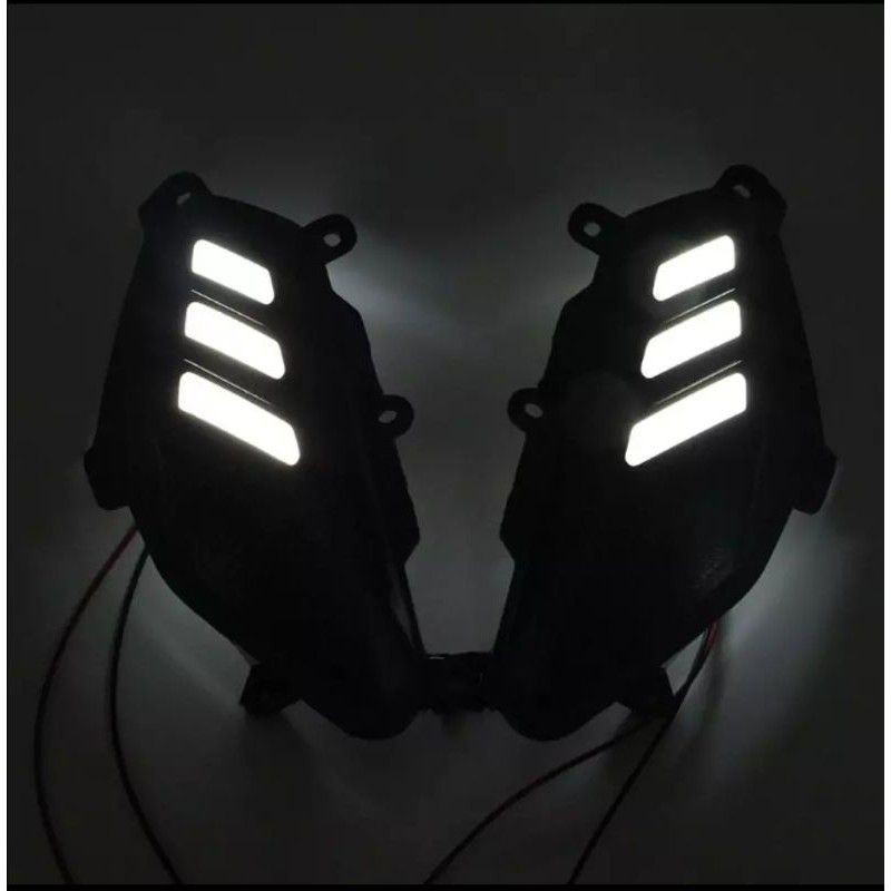 Cover Body Samping Nmax Karbon Lampu Led Pijakan Body Samping Nmax Karbon Zoro Lampu Led