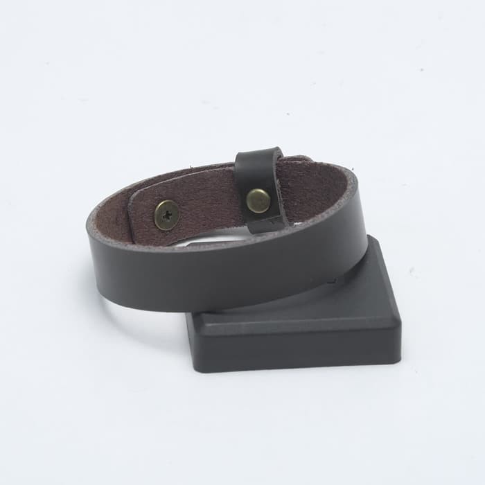 gelang simple kulit asli warna coklat tua - leather bracelet - PHAC192