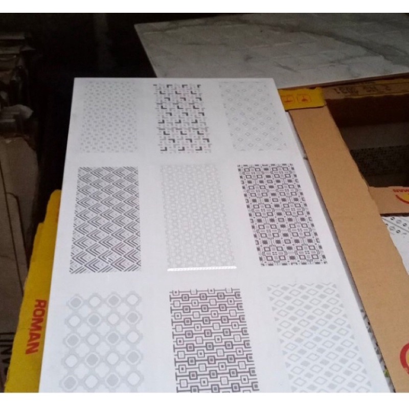 Keramik Kamar Mandi/Keramik Dinding Dapur/Keramik Lantai Kamar Mandi