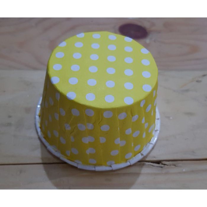 

Extra Mini Momma yellow polka diameter 3.8 cm tinggi 3 cm