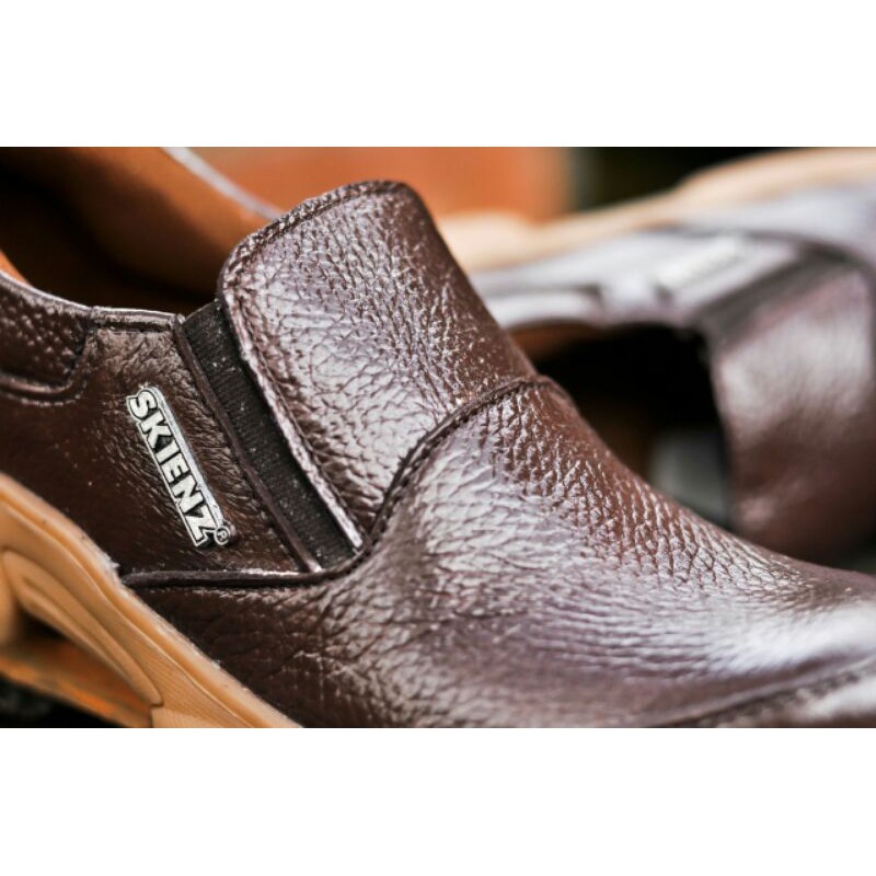 STUMPS X SKIENZ I sepatu casual safety slip on kulit sapi STONE