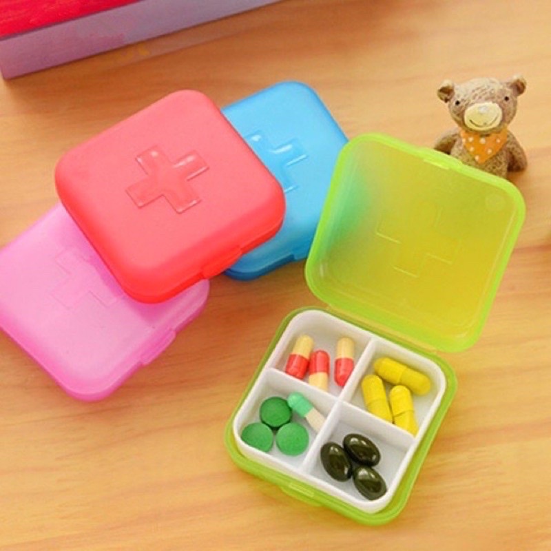 Tempat Kotak Penyimpanan Obat Mini 4 Sekat Travel - Medicine Box Portable 4 Grid