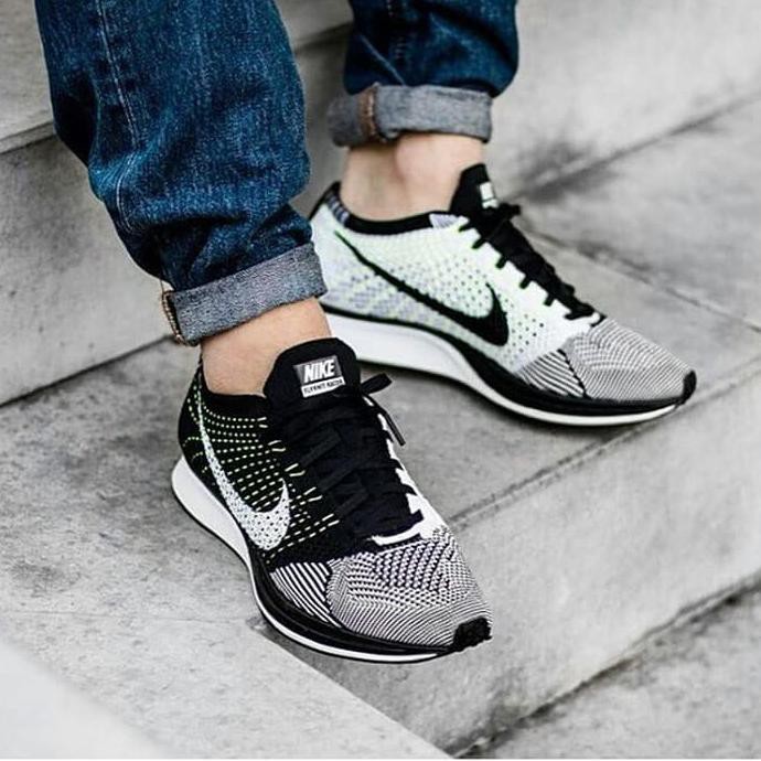 flyknit racer black white