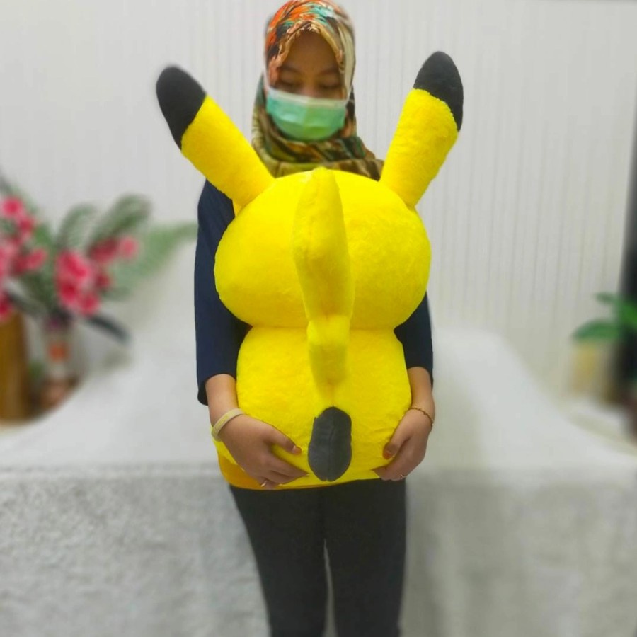 Boneka besar Pikachu Size 19&quot;/64cm/boneka pokemon go karakter eevee bulbasaur