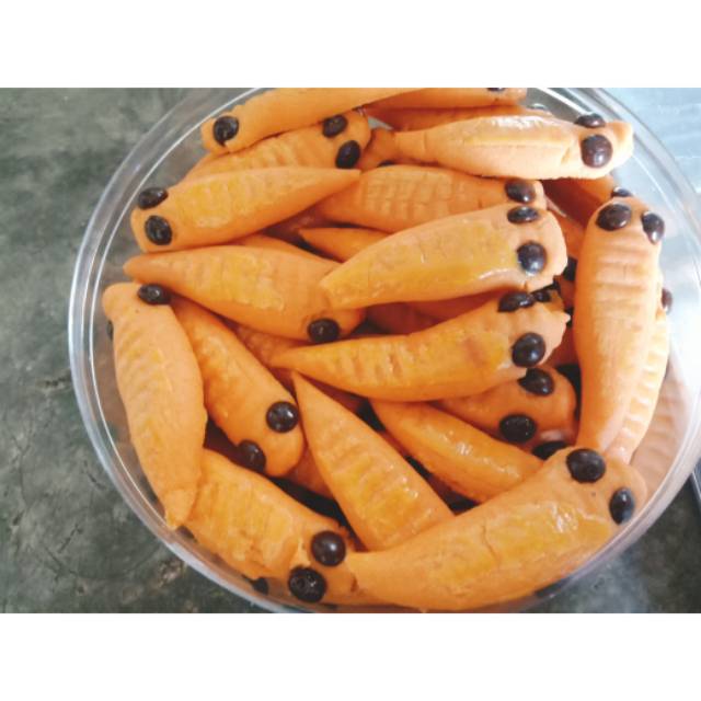 

Kue ulat