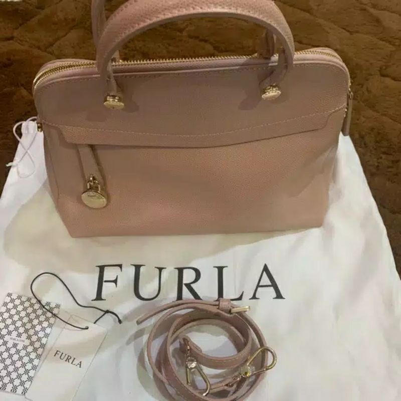 Preloved Furla piper small dome