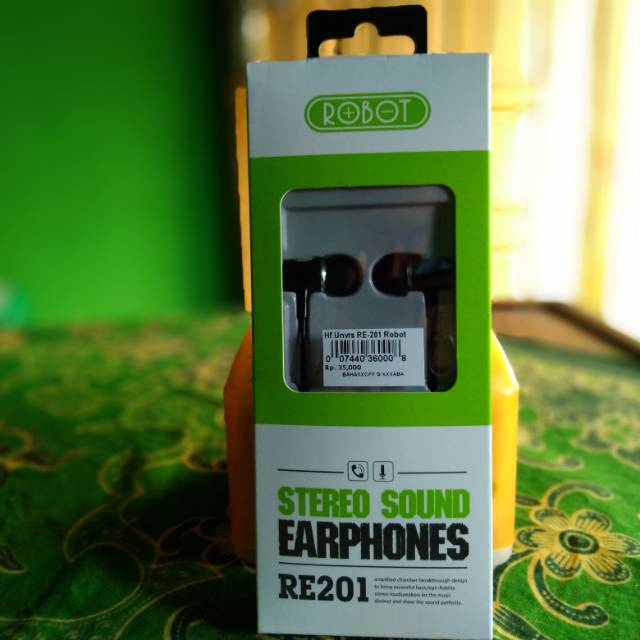 Robot RE201 Earphone