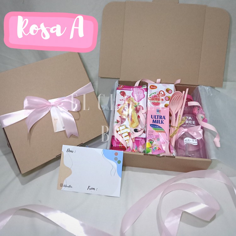 

SNACK BOX HADIAH WISUDA / ULANG TAHUN / BUKET SNACK BOX / HAMPERS SNACK BOX TEMA WARNA PINK