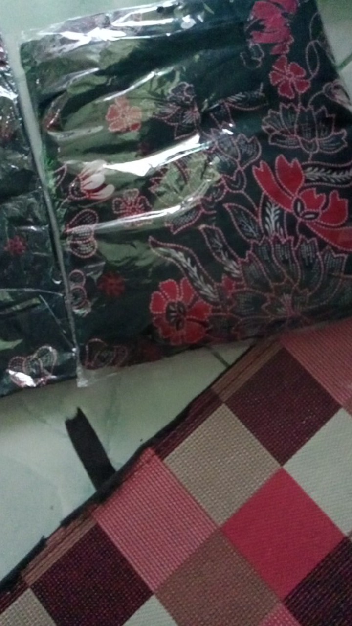 Grosir Dropship Batik Couple Keluarga Terbaru Motif Sakura Merah Kekinian Batik Modern Sarimbit Bcp