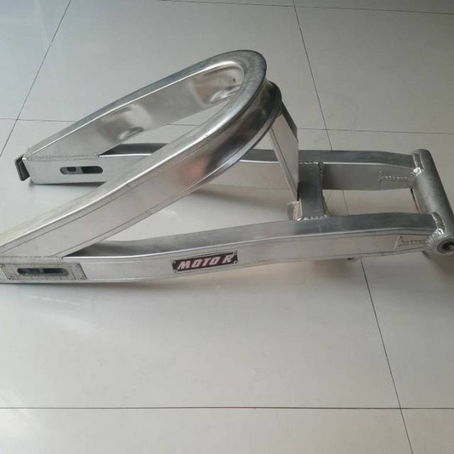 Swing Arm/Arem aluminium variasi Vixion Moto R