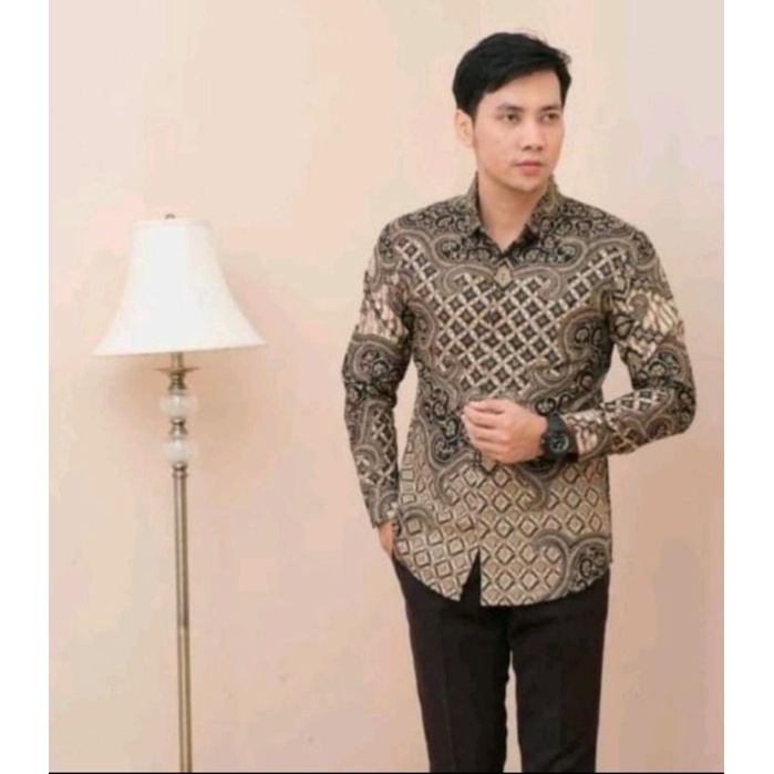 BATIK BOLO DEWO Motif Kasatrian Hem Atasan Kemeja Baju Batik Pria Lengan Panjang