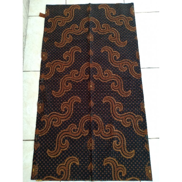 KAIN JARIK BATIK SOGAN MOTIF TRUNTUM KUNCORO