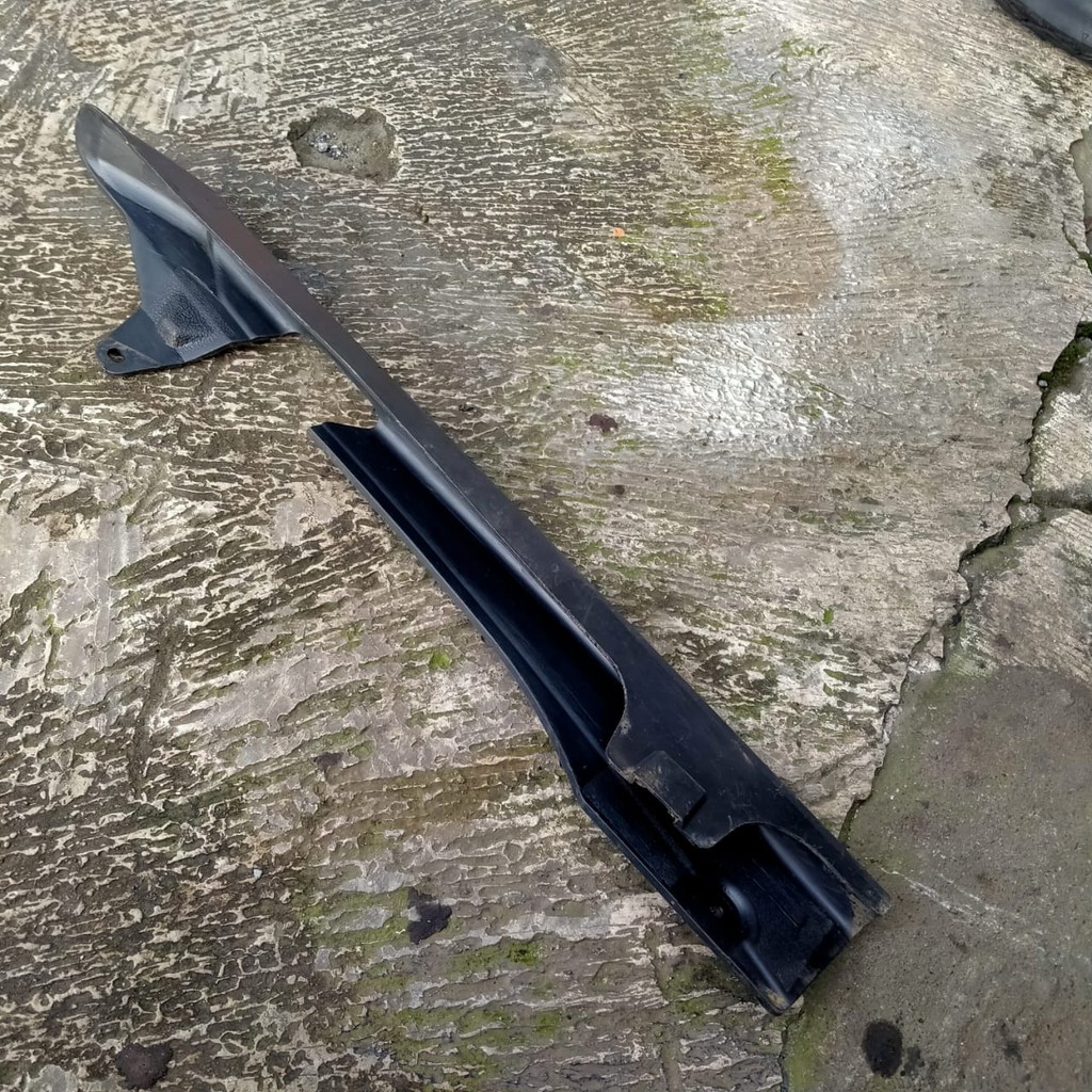 Katengkas Vega ZR tutup rantai keteng pelindung gir rantai Yamaha Vega ZR