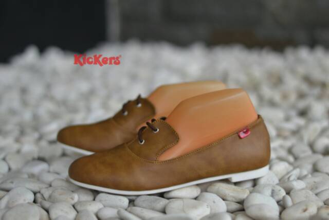 SEPATU WANITA MODIS PEREMPUAN VERSI KOREA BARU DARI GAYA HARAJUKU SISWA JAMAN NOW KETS BEIBER HITS12