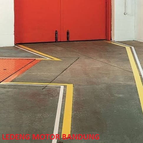 Floor Marking Tape 3M 764 12mm 3 Meter Isolasi Vinyl Lakban Lantai