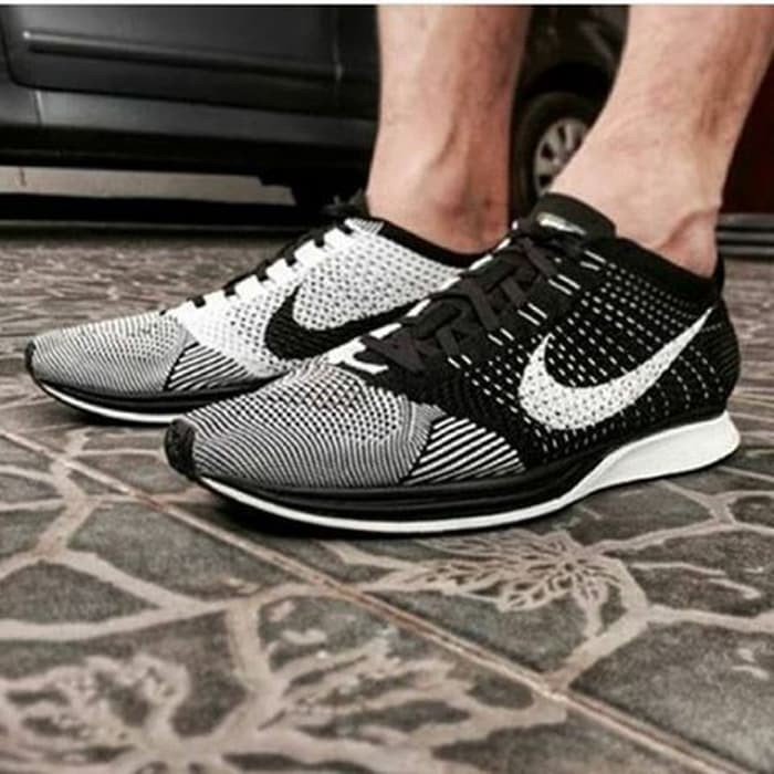 slurup ""Nike Flyknit Racer "Black And White" Premium Original""