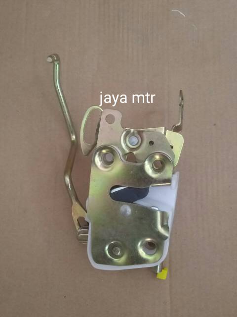 Door lock pintu isuzu panther kanan panther kotak pickup