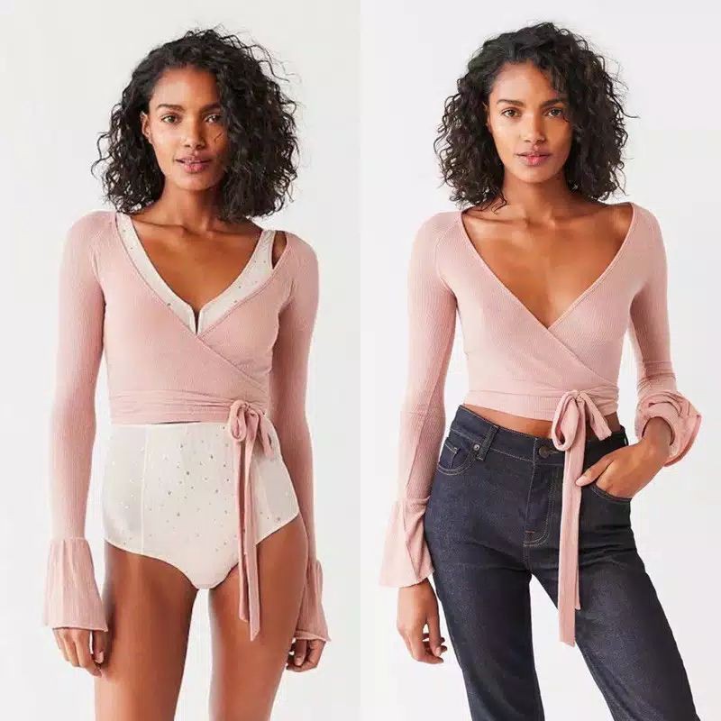 WRAP CROP TOP WOMAN BLACK PINK URBAN OUTFITTERS BRANDED ORIGINAL MURAH CASUAL CUTE GIRL STYLE CEWE