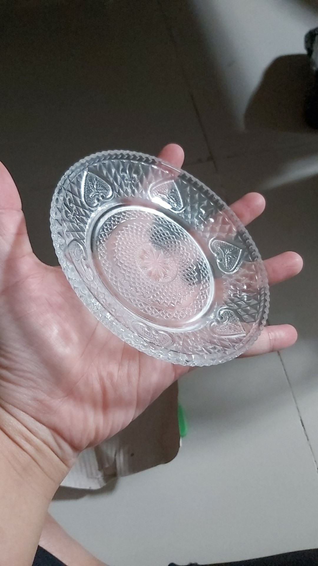 Piring Kue Kaca Motif Timbul 12cm / Piring Tatak Tebal / Tatakan Gelas