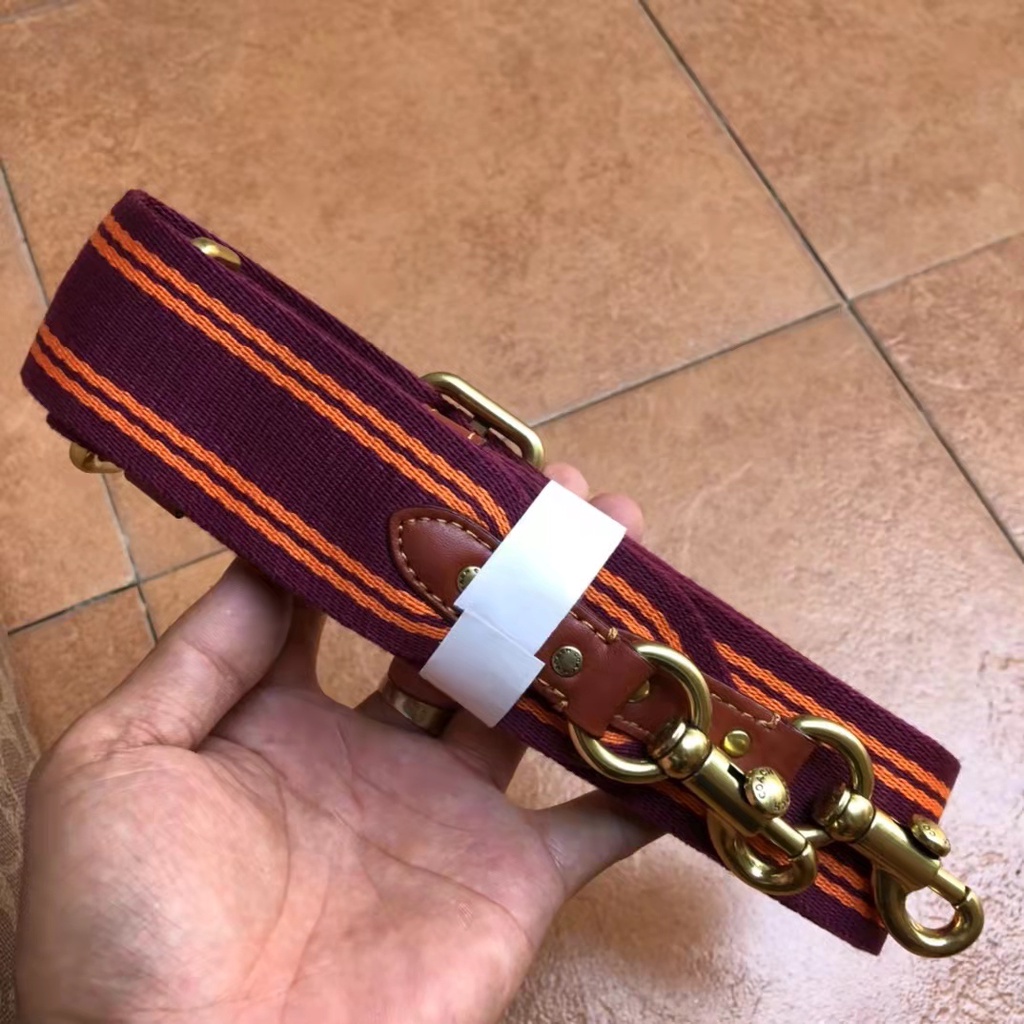 tote bag wanita women C6846 6846 Field Tote In Signature Canvas With Patches Tan Rust