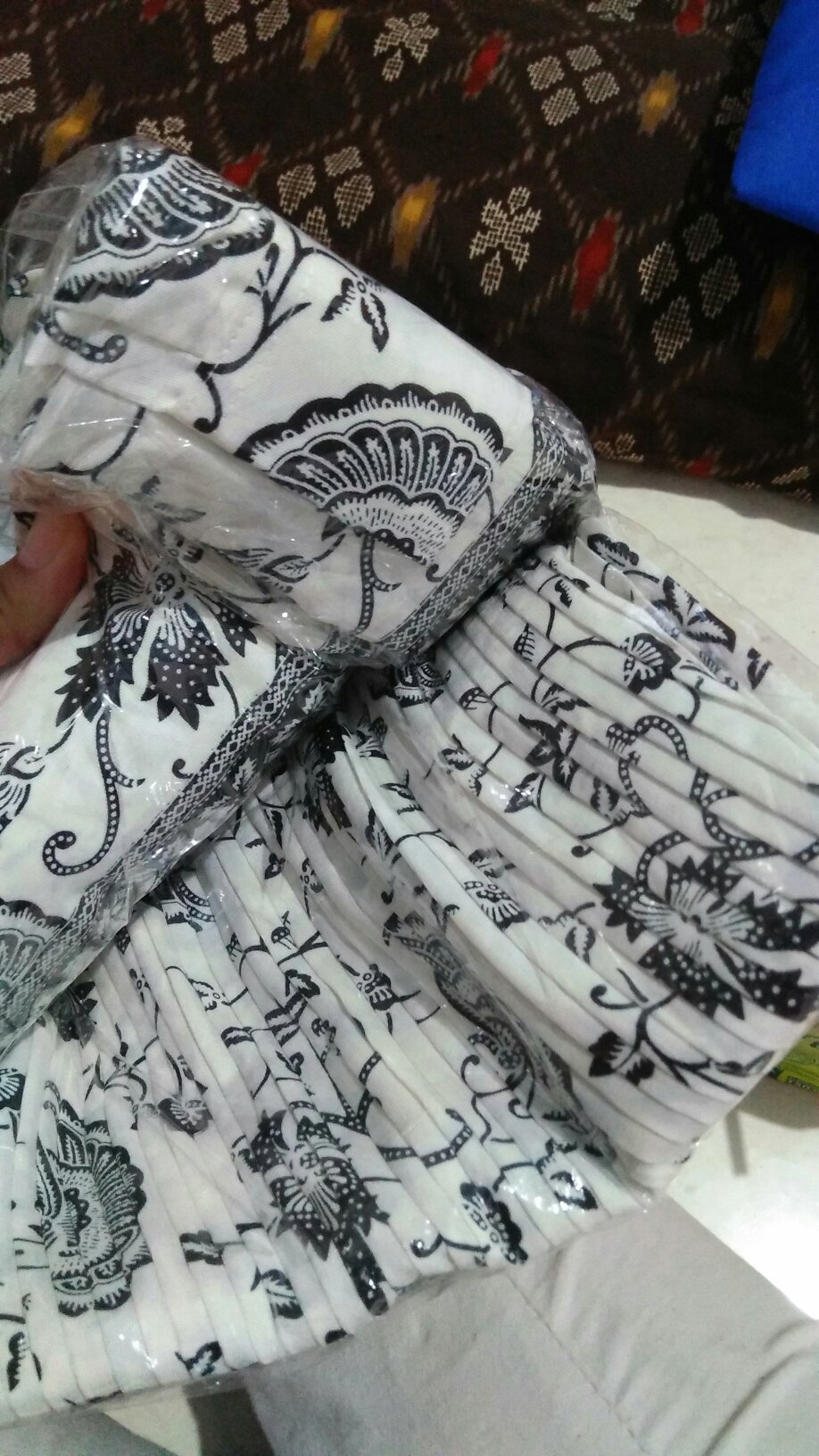 Wm>couple Batik Keluarga/couple  Batik Lengan Panjang/couple  Batik Lengan Pendek