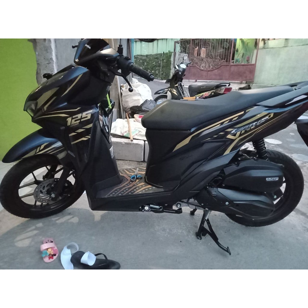 Jual STRIPING STIKER VARIASI VARIO 125 NEW 2018 2019 2020 GRAFIS GOLD MALAYSIA V2 Indonesia Shopee Indonesia