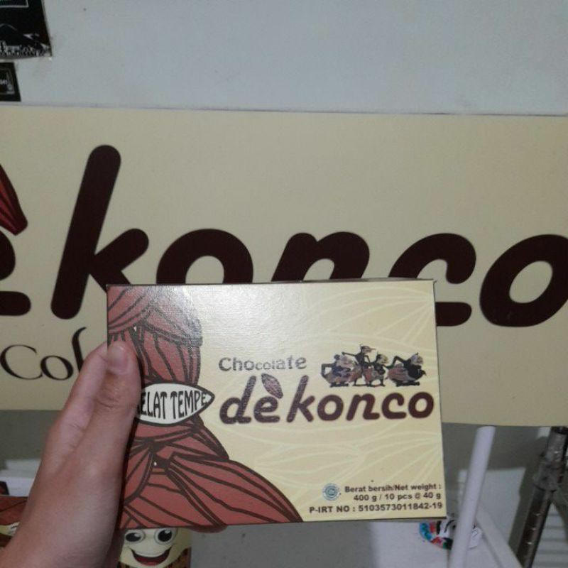 

1 paket cokelat tempe dekonco