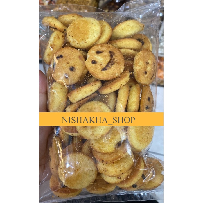 

Bolu Kering Smile Biskuit Snack Cemilan Makanan 200 gram - 100 gram