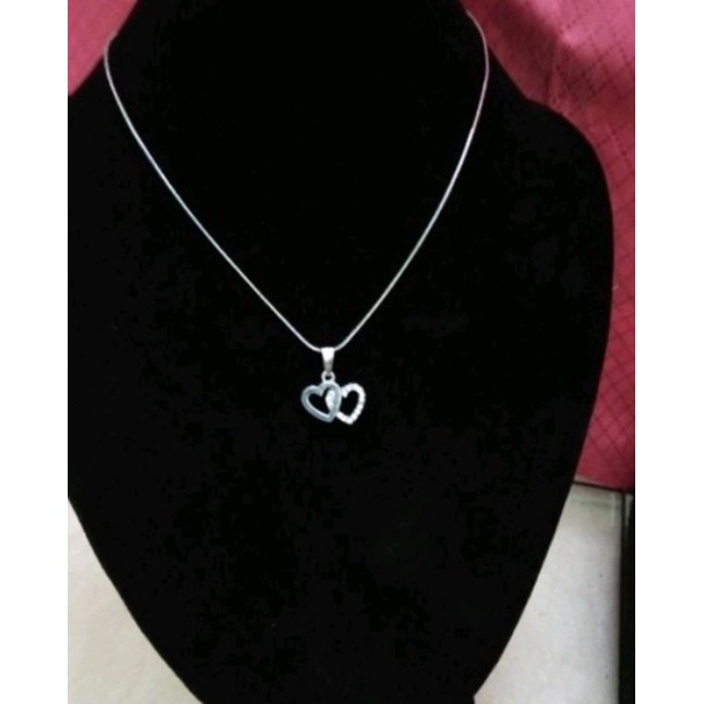 KALUNG BELUT BULAT TITANIUM SIVER LIONTIN LOVE DOBEL WANITA