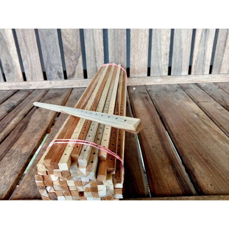 Sabuk Sangkar Burung Kayu Jati