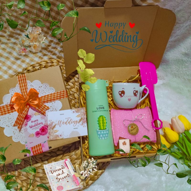

Kado Pernikahan Hampers Wedding