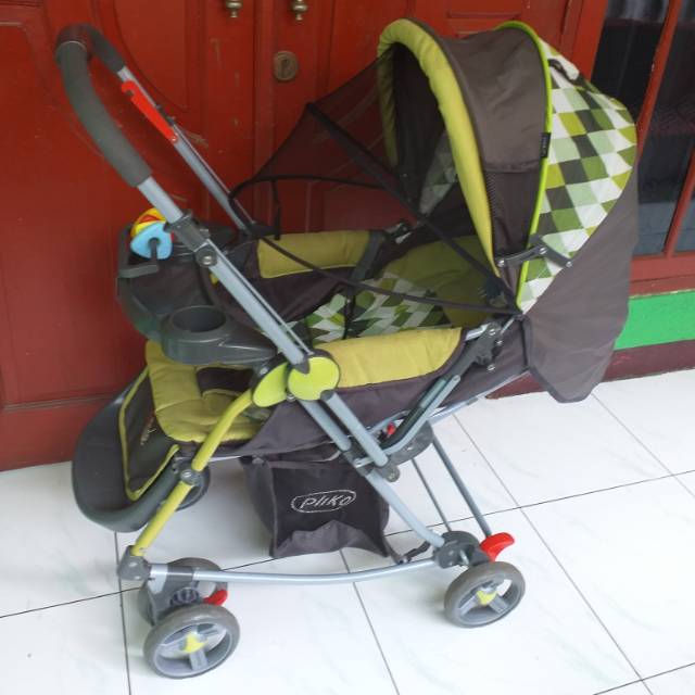 Preloved stroller pliko grande