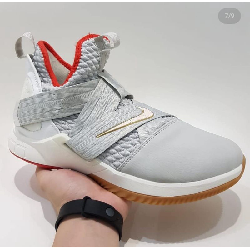 nike lebron soldier 12 red