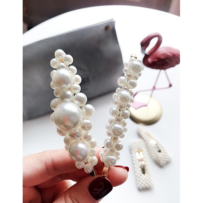 LRC Jepit Rambut Fashion White Alloy Pearl Hair Clip Four-piece F50049