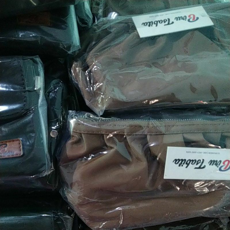 Tas Inoe dan Biru Tsabita