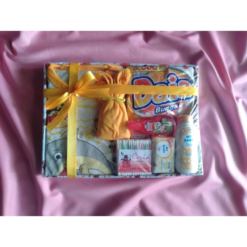 parsel bayi cewe/cowo murah gift baby kado bayi