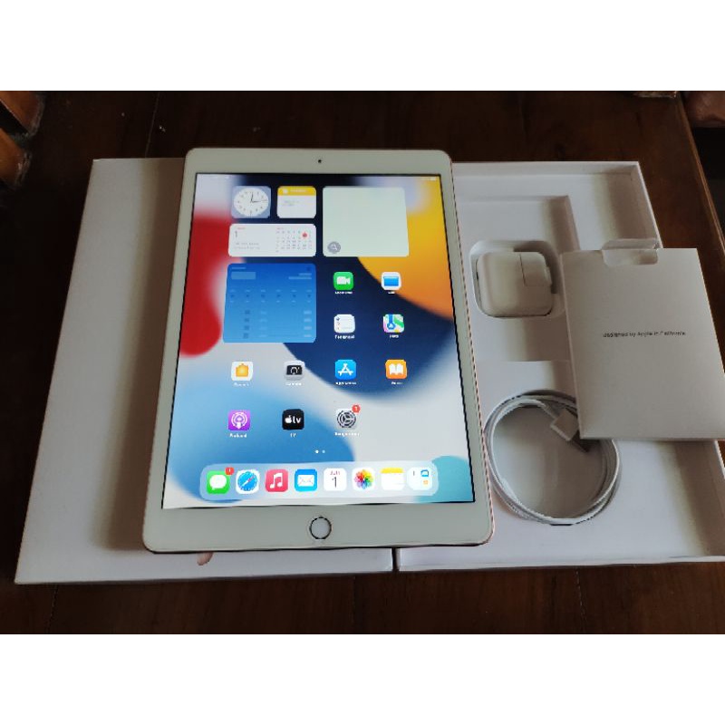 ipad 7 wifi &amp; wifi cell 4G LTE fullset bergaransi