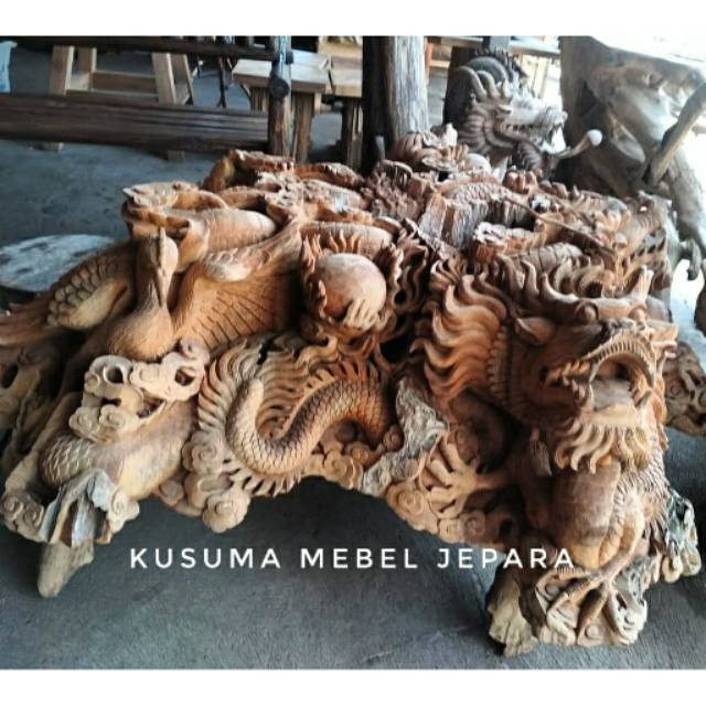 Meja Tamu Ukir Relief Naga Akar Kayu Jati Solid (Tinggi 60cm)
