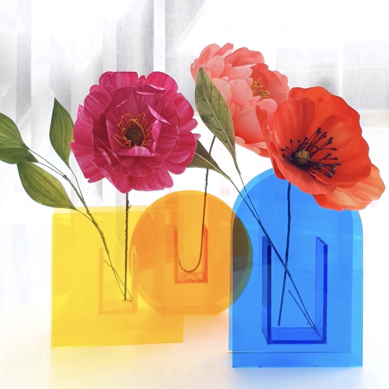 Vas bunga kering akrilik, Acrylic flower vase