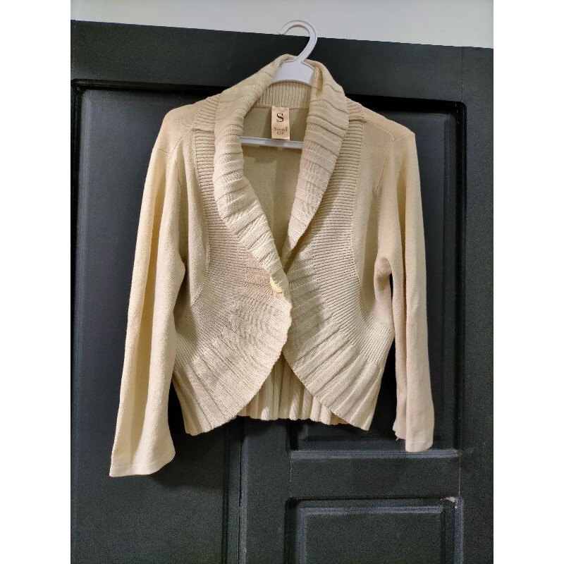 Preloved Outer Soda Girl