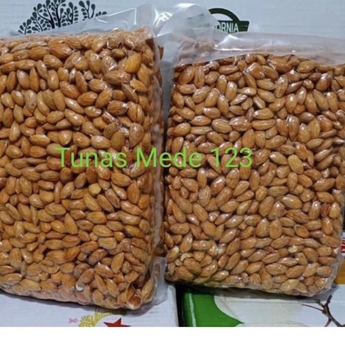 

わ kacang almon panggang matang 250gr わ