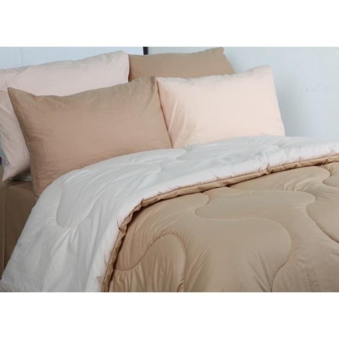 Sierra Bedcover dan Sprei Polos Mocca x Cream