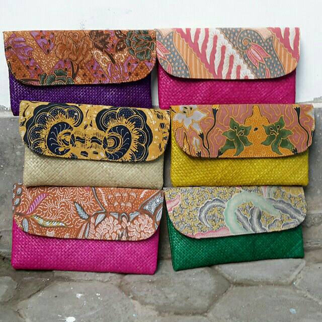 CLUTCH BATIK ANYAMAN PANDAN