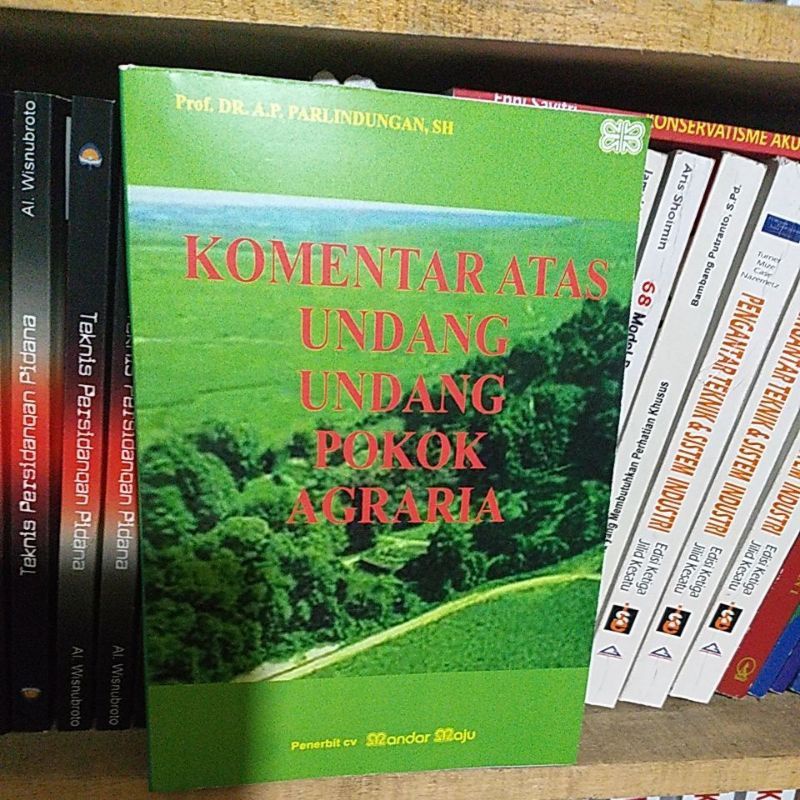 Buku Komentar atas Undang Undang Pokok Agraria