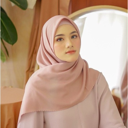 Hijab Bella Square Laser cut / Segiempat Bella