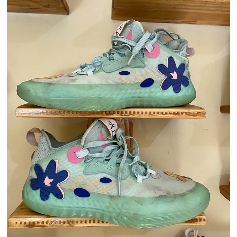 sepatu basket James Harden