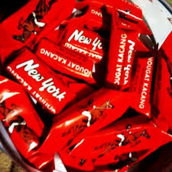 

PERMEN NOUGAT NEW YORK 1KG 90 PCS HHR1562